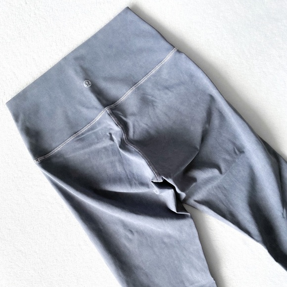 LULULEMON Wunder Under Crop (Hi-Rise) *21" Washed Luna - Picture 5 of 7